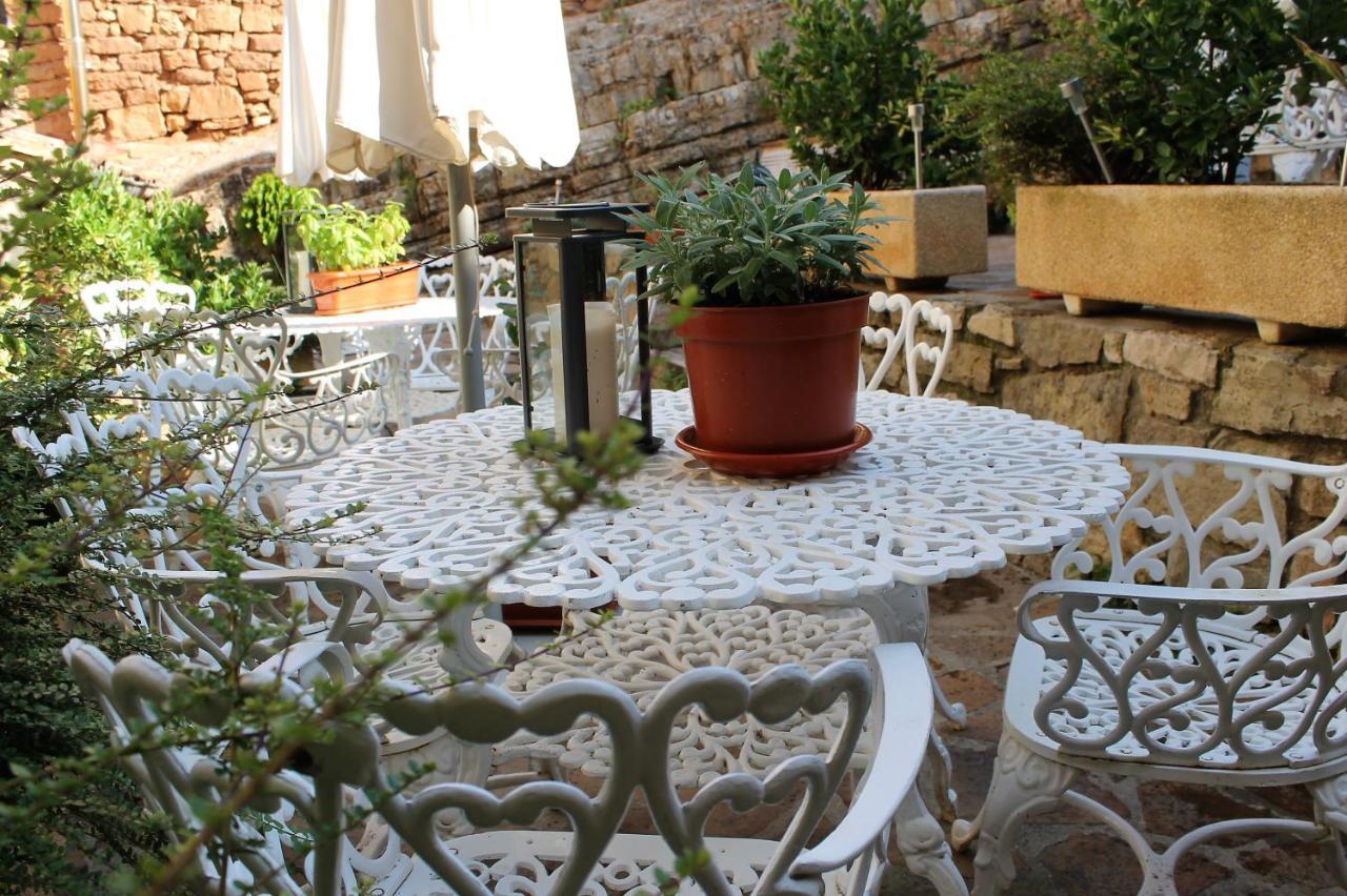 Hotel Rural El Arrabal Сигуенца Екстериор снимка