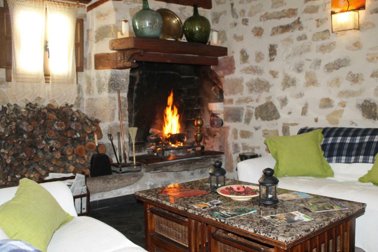 Hotel Rural El Arrabal Сигуенца Екстериор снимка